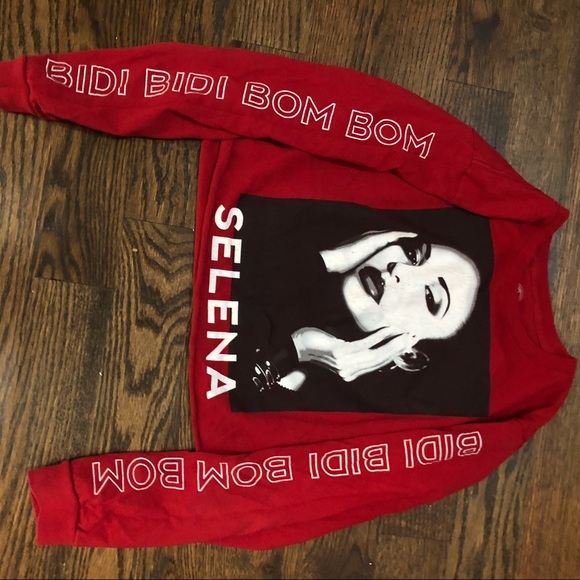 Crop top - Picture 2 of 3